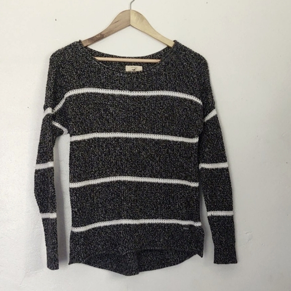 Hollister Black/ White striped knit sweater sz S - Picture 9 of 9